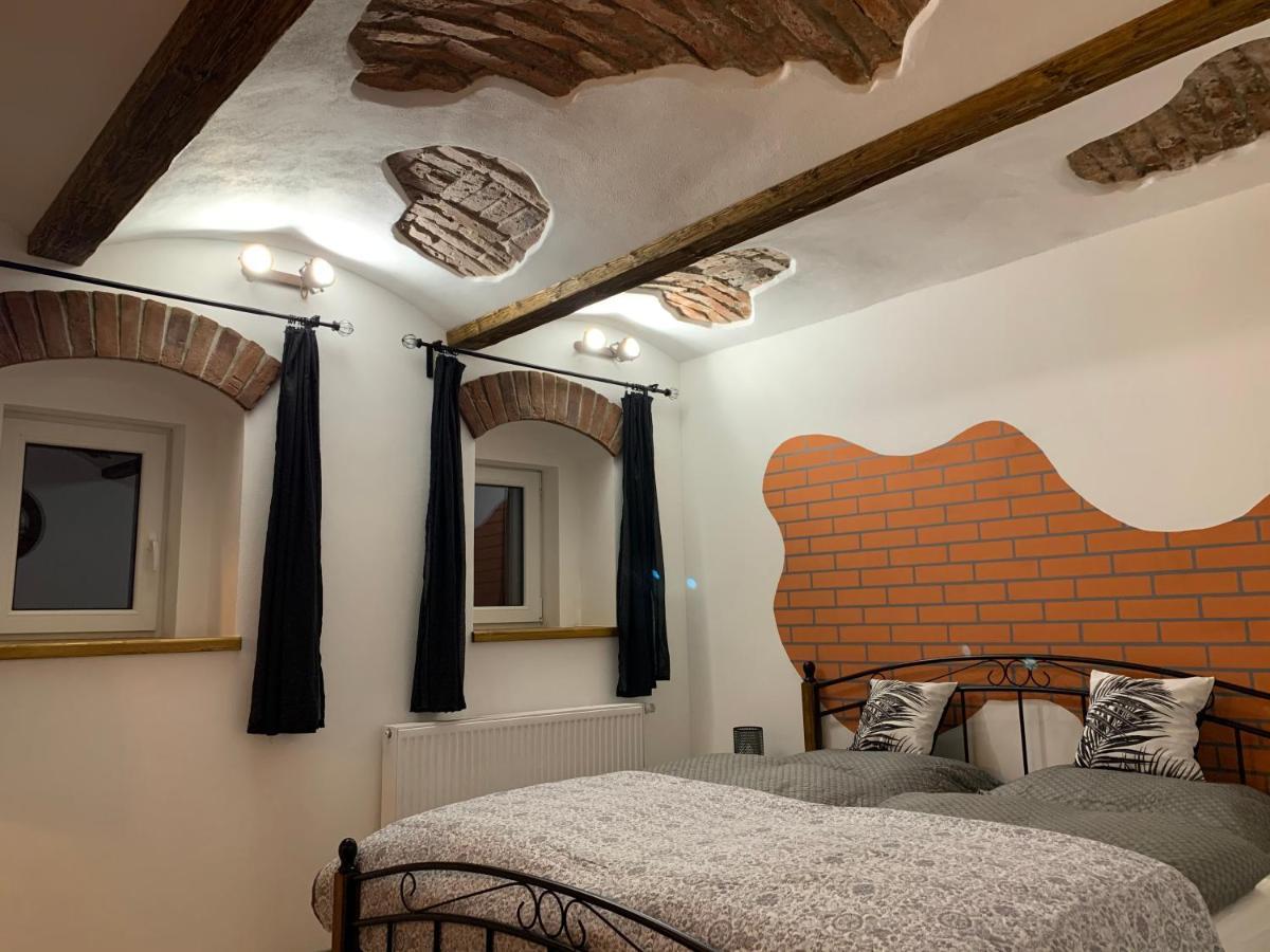 Apartmany Pod Kloboukem Jáchymov Buitenkant foto