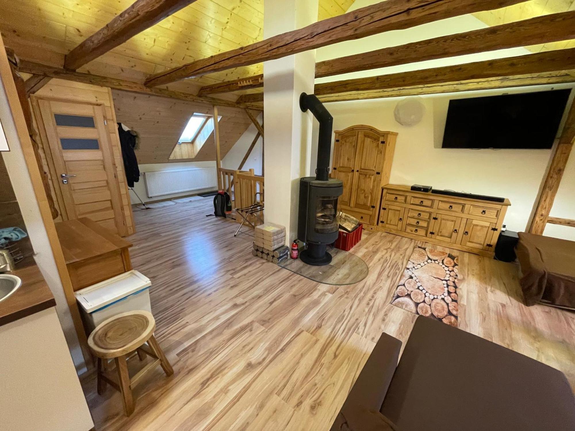 Apartmany Pod Kloboukem Jáchymov Buitenkant foto